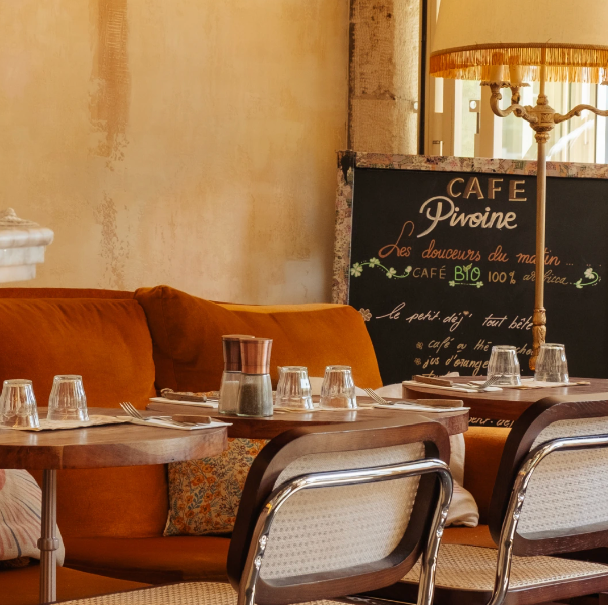 Café Pivoine