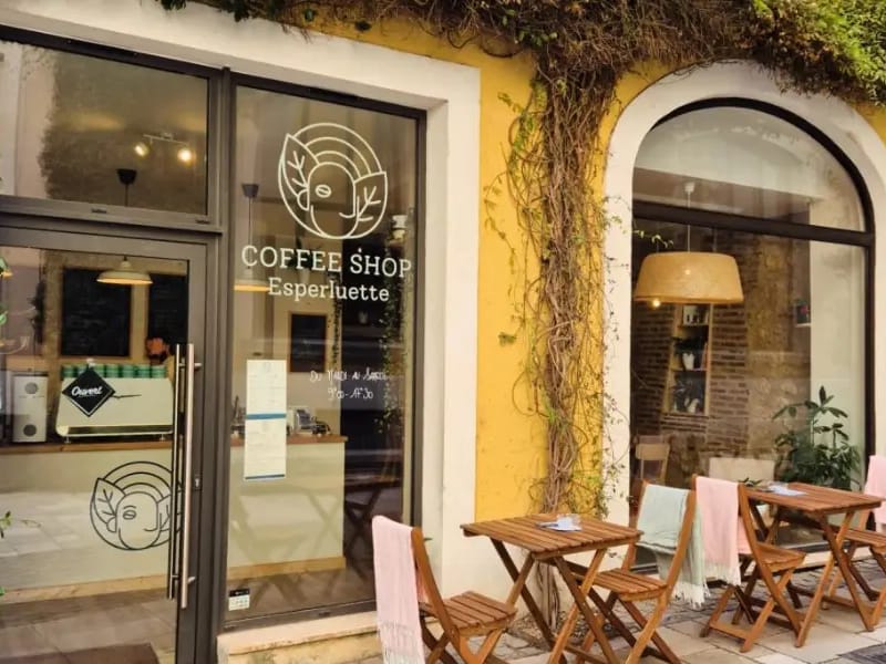 Coffee Shop Esperluette