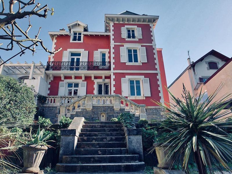 La Maison Rouge