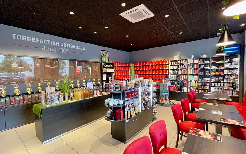 Etienne Coffee Shop