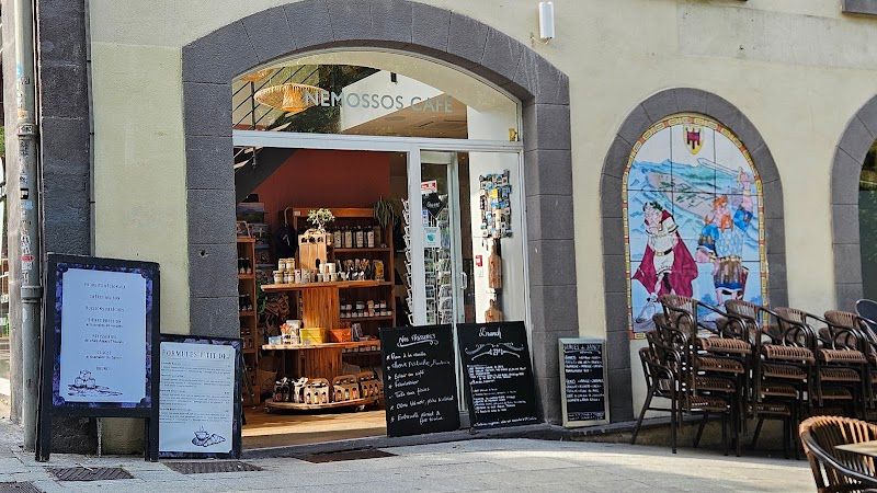 Nemossos Café
