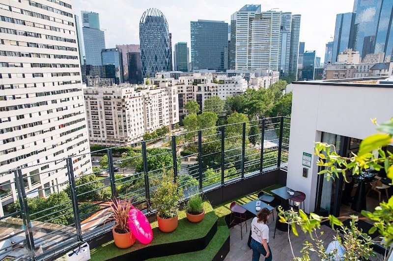 Hotel Easywork Mercure Paris La Defense