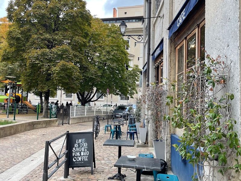 Le Puzzle Café