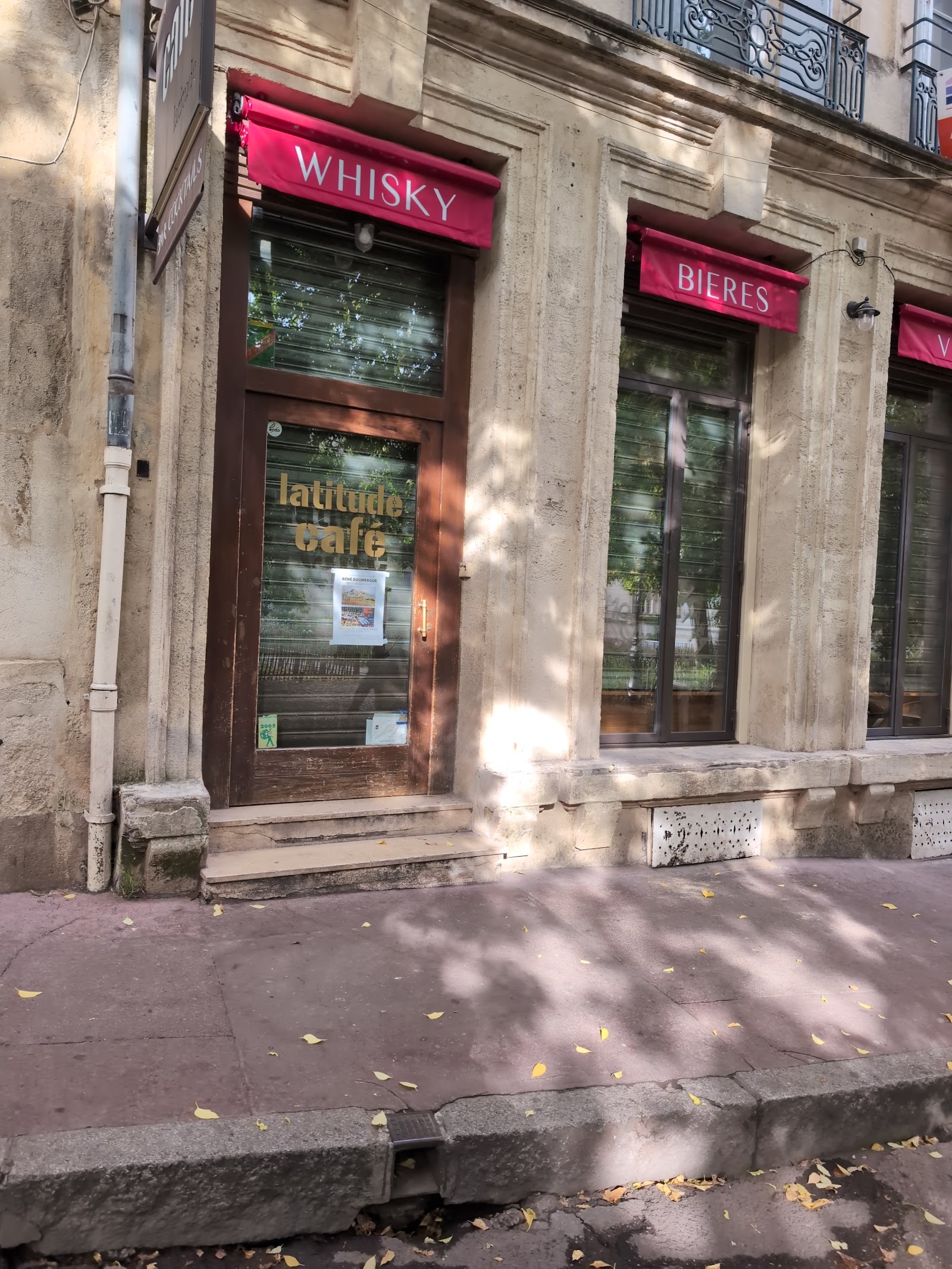 Latitude Café