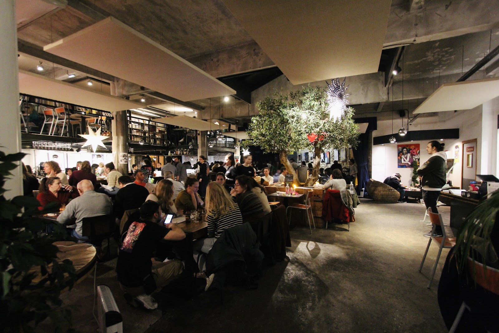 Le Gazette Café