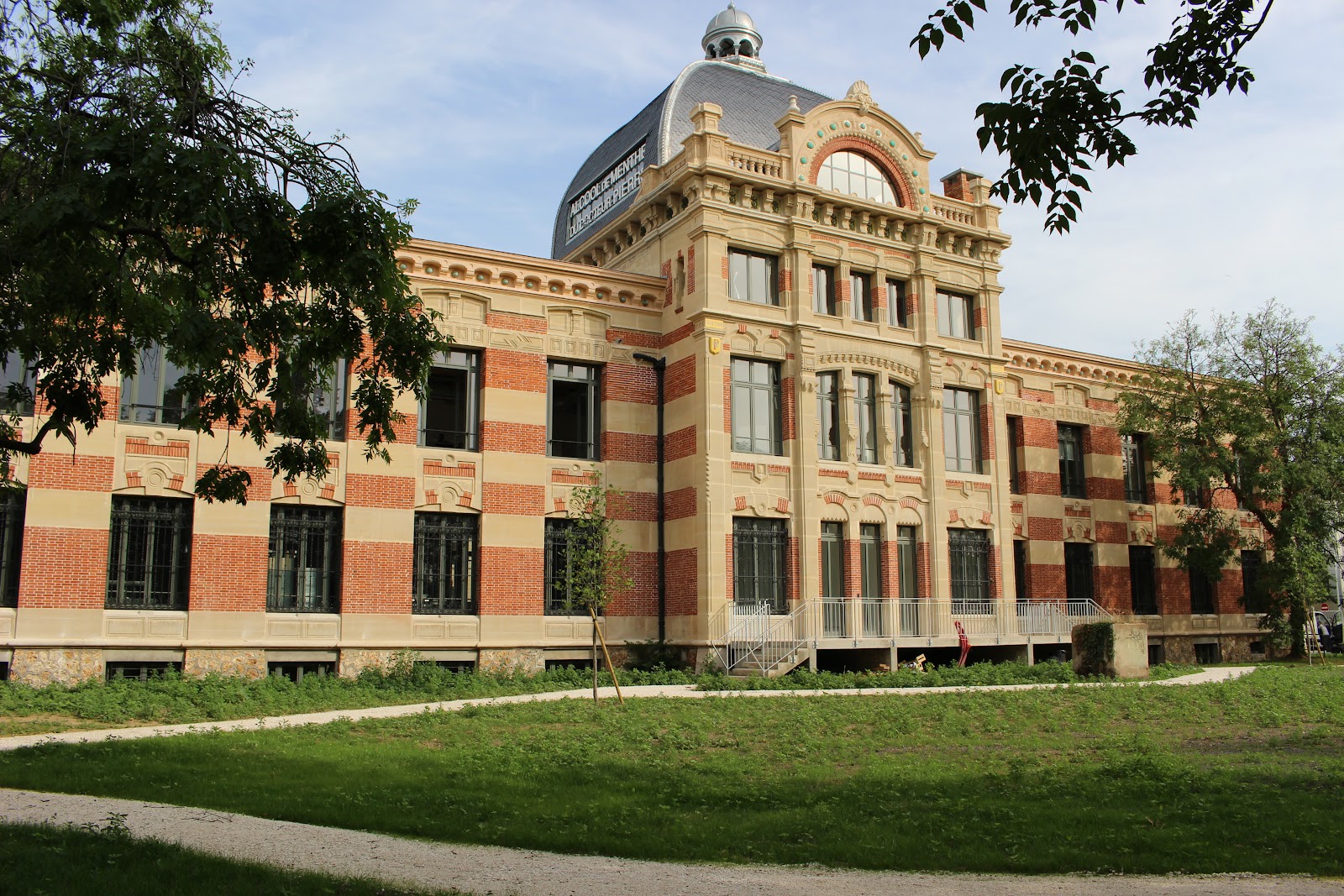 Le Château