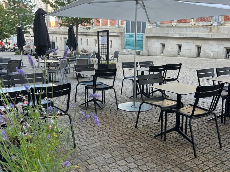 GLAZ Café