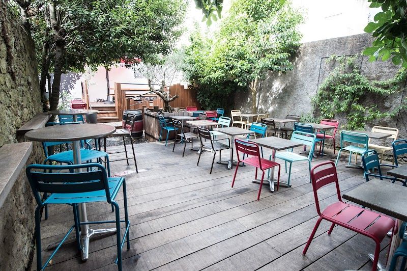 Le Café sur Cour