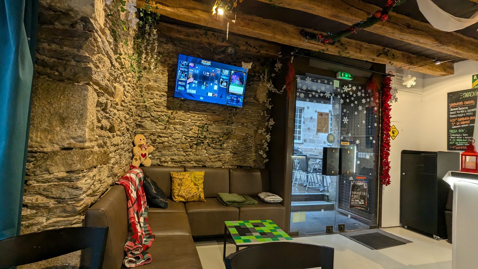 Pixels Coffee