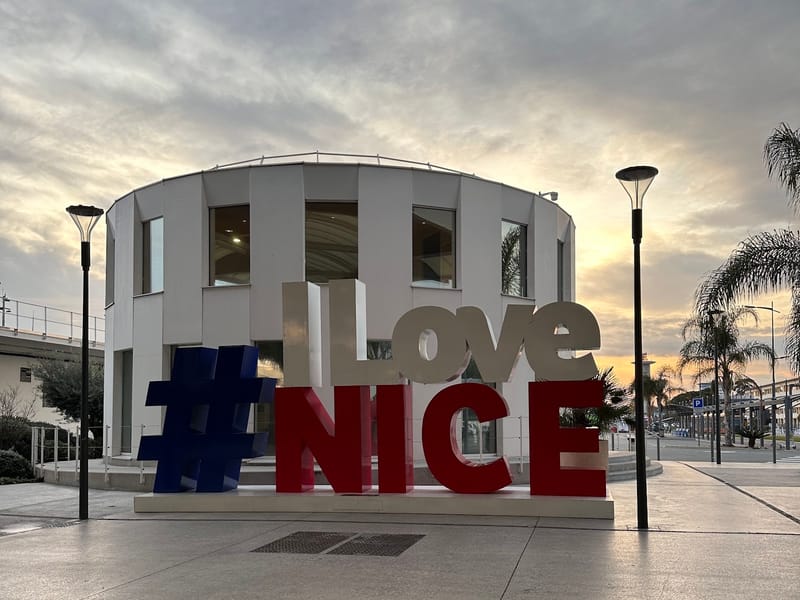 HQ - Nice, Aéroport Arénas