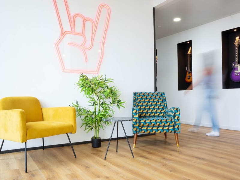 Sundesk Nice