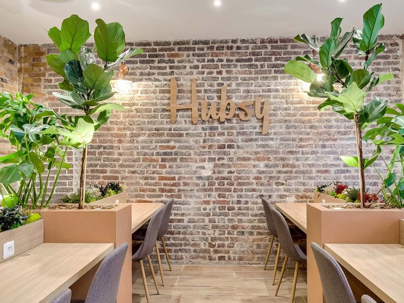 Photo 2 — Café Hubsy République