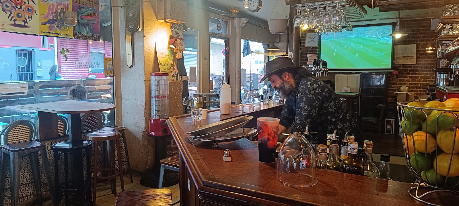 Le Point Bar