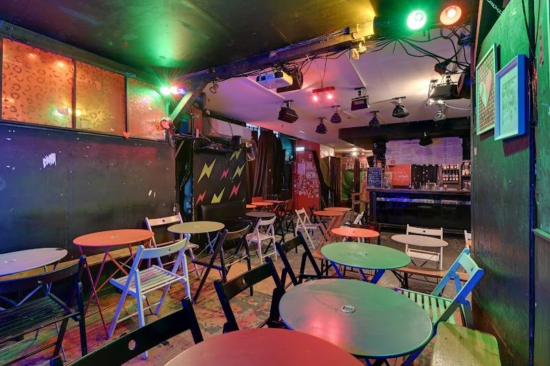 Mutinerie Paris
