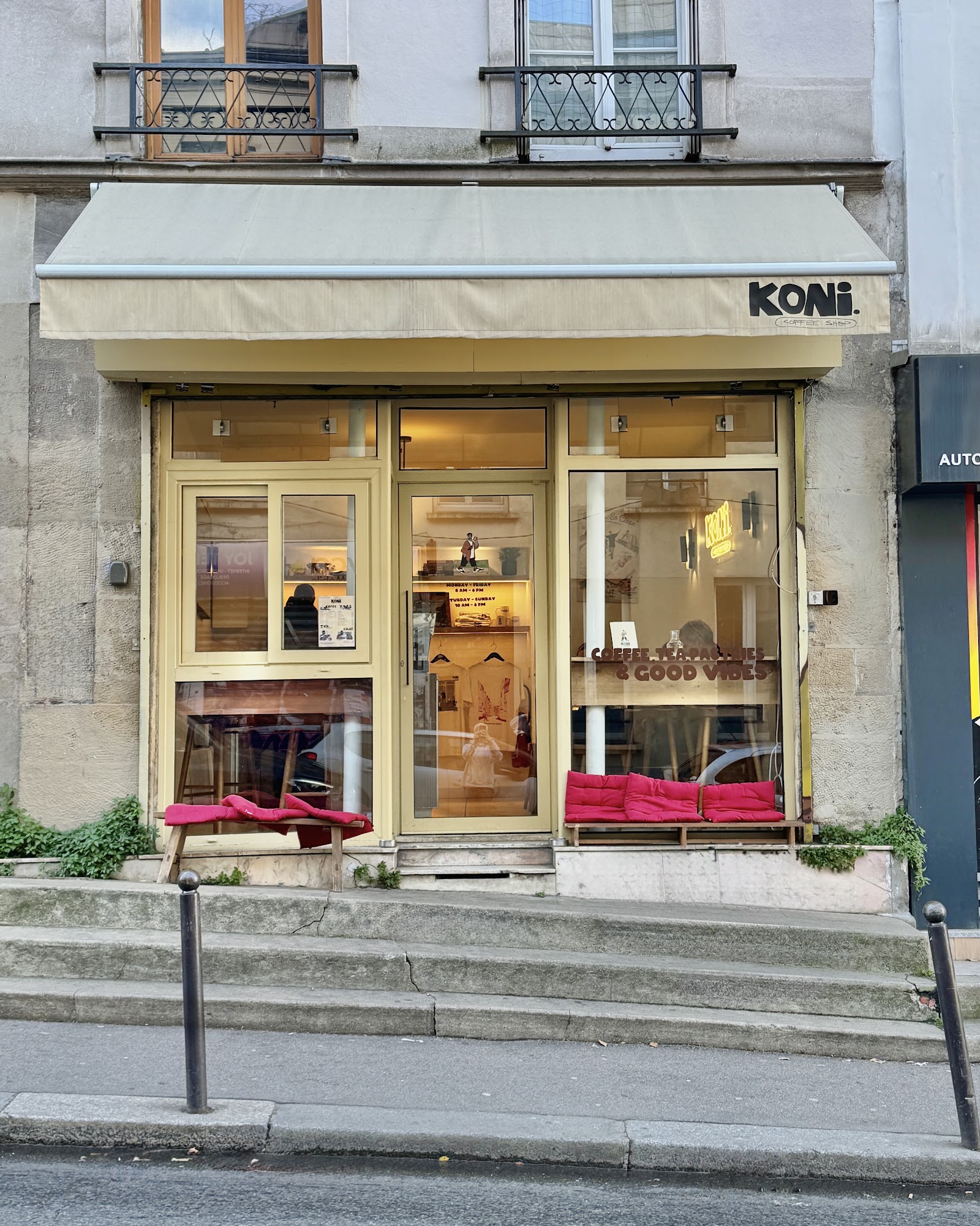 Koni