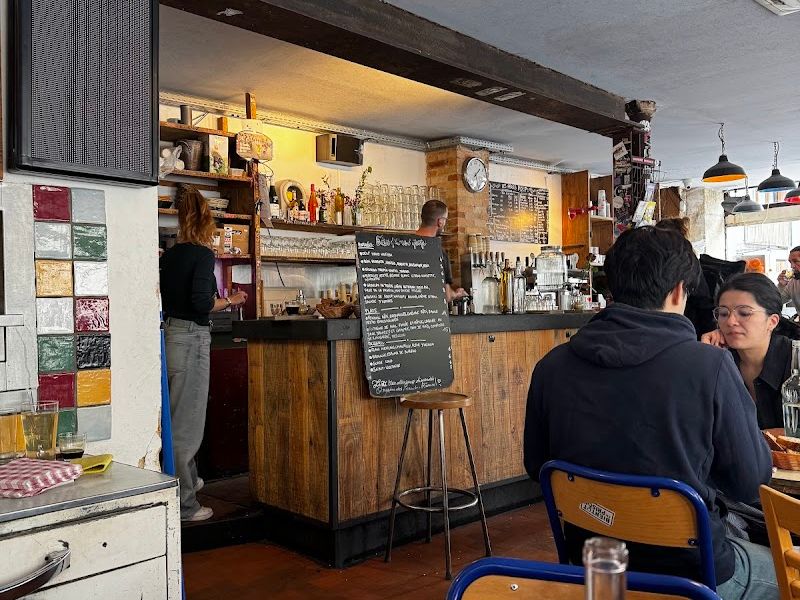 Les Pères Populaires