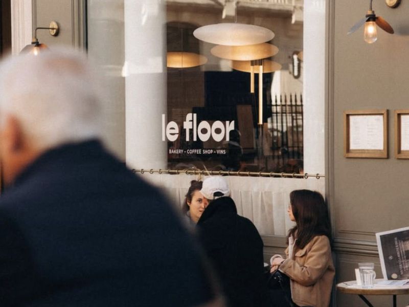 Photo 1 — Le Floor