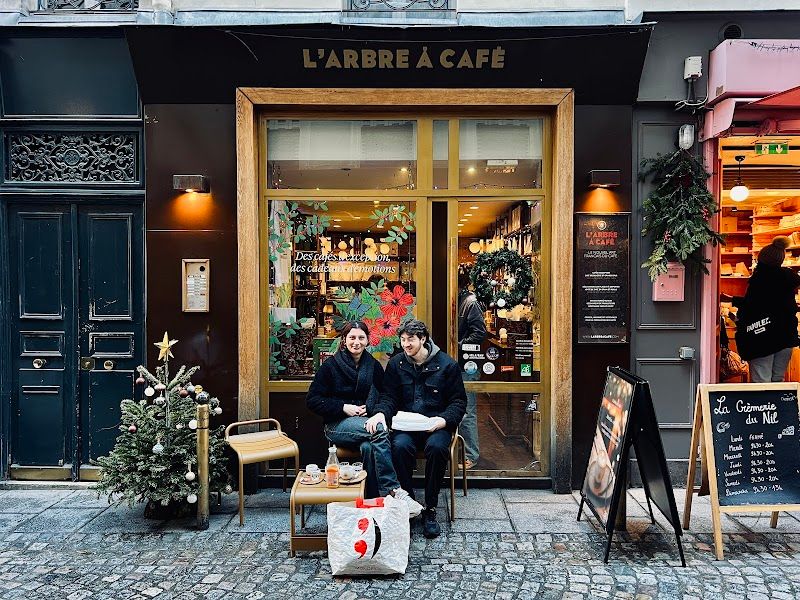 NewTree Café