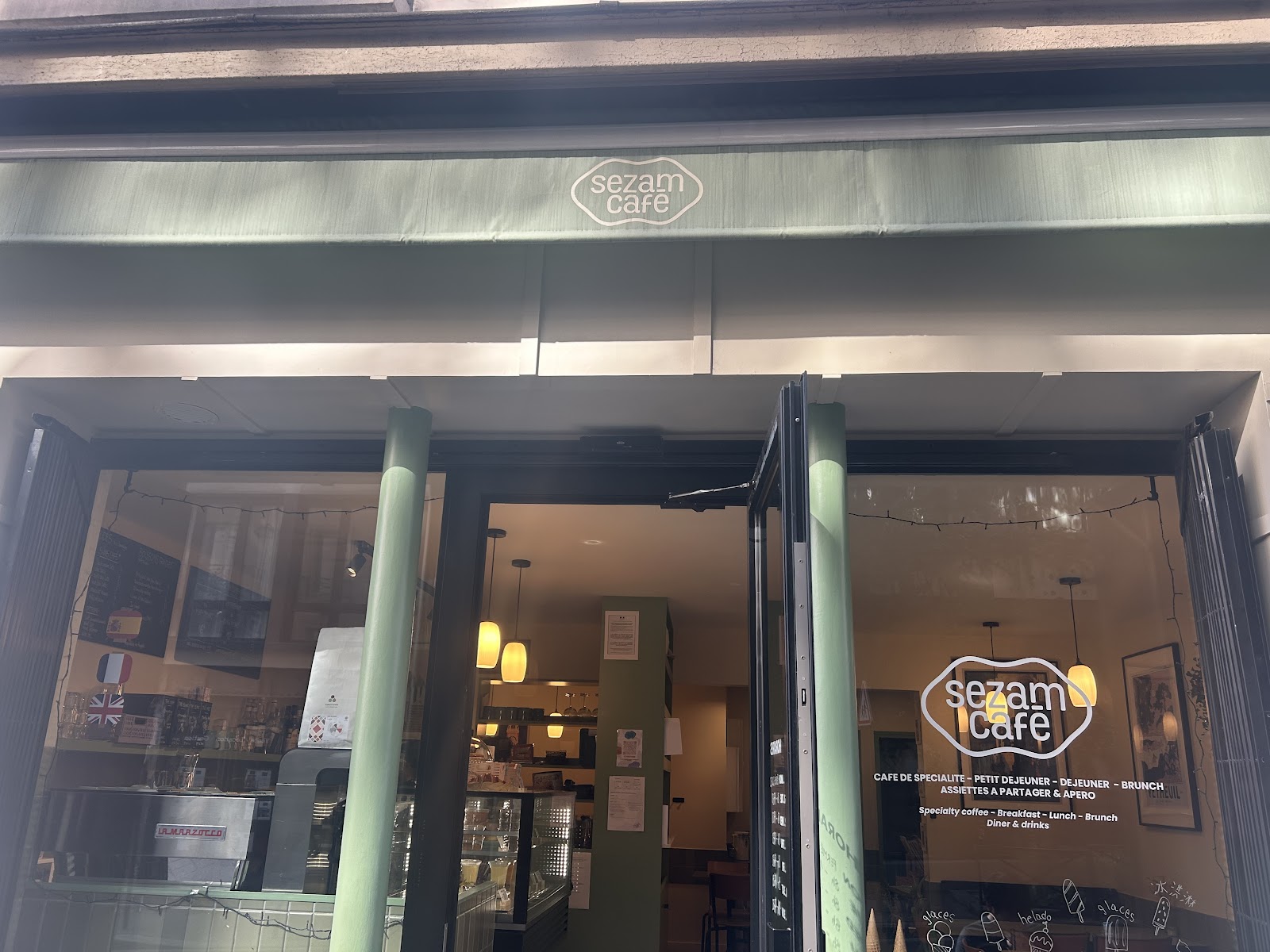 Sezam Café