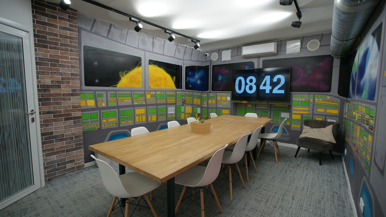 Level Coworking