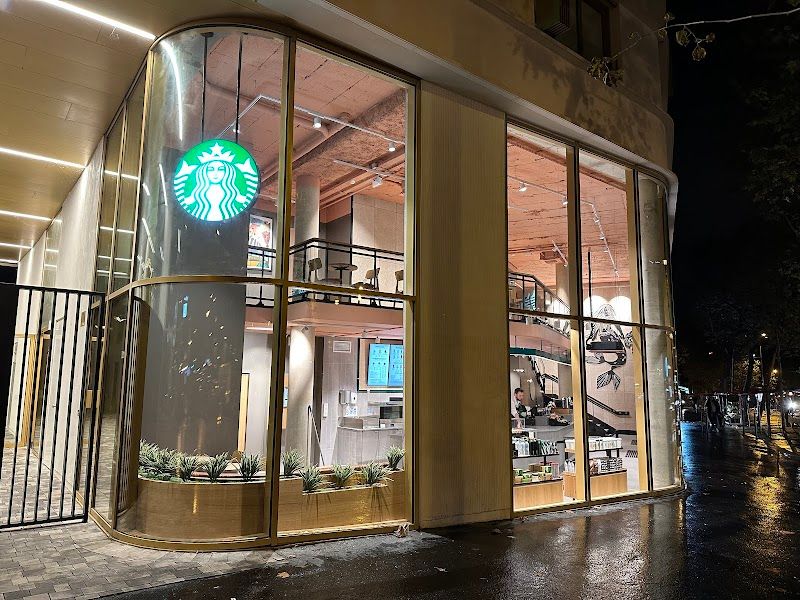 Starbucks Daumesnil