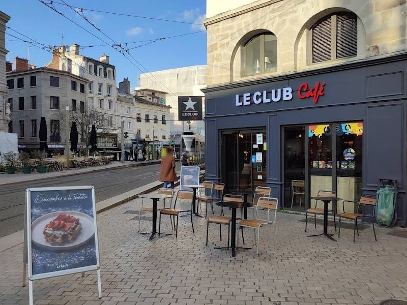 Photo 1 — Club Café Saint-Etienne
