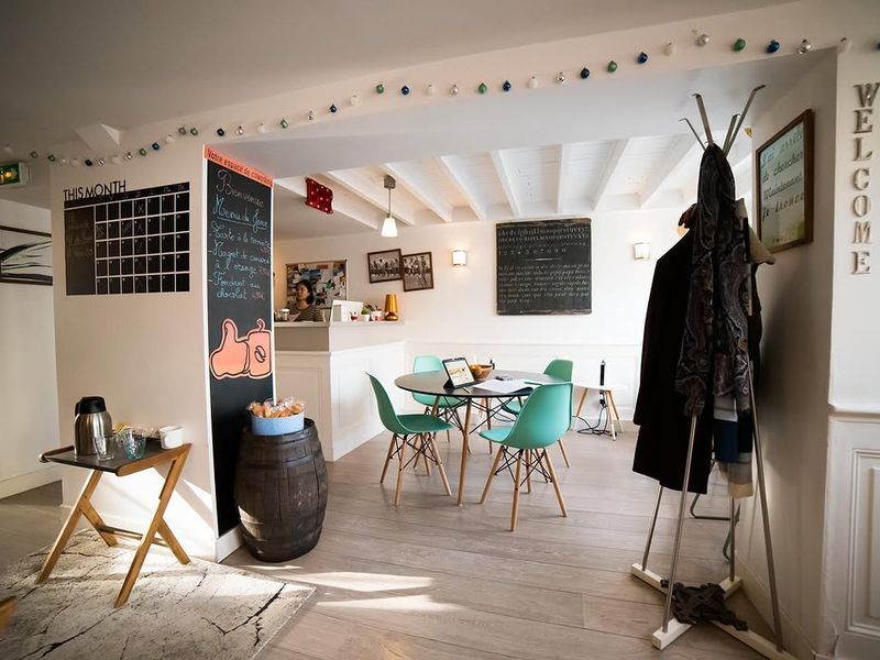 Photo 3 — Pouce Café